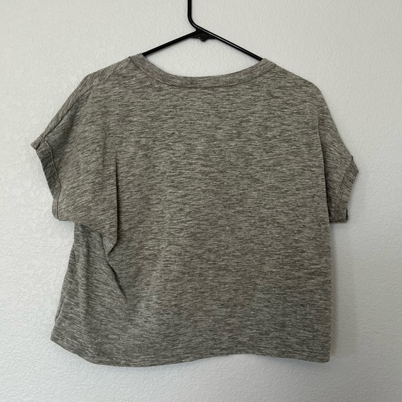 Altar’d state crop top - Picture 3 of 3